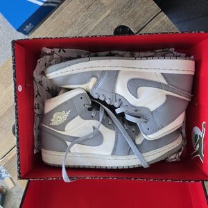 Air Jordan Youth High Tops